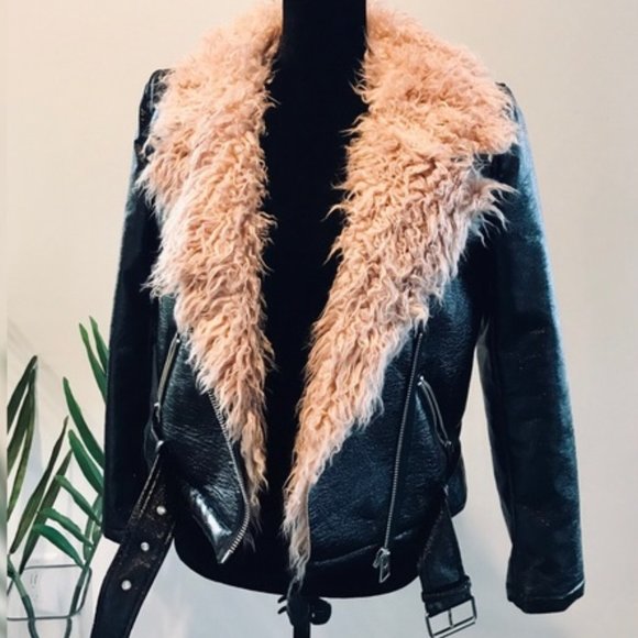 💥STUNNING!💥Pink Faux Mongolian Fur Collar & Lining Glossy Leather Moto Jacket - Picture 8 of 16
